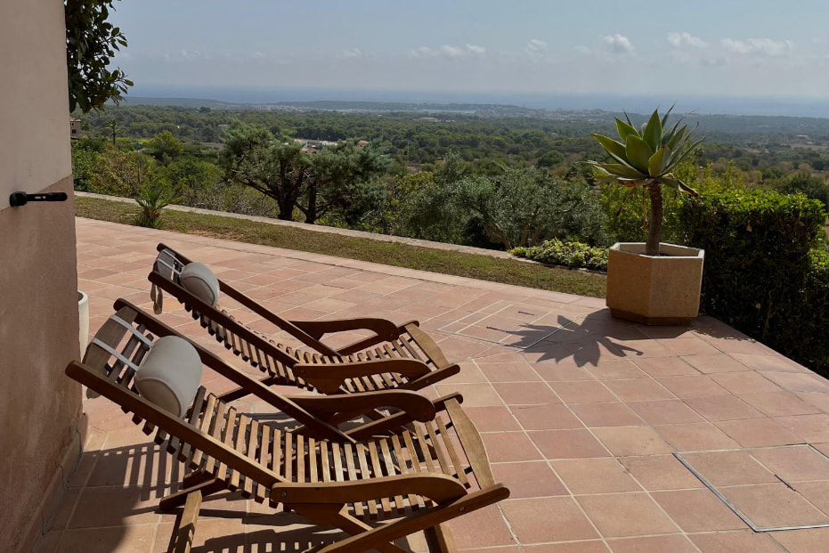 Terraza con hamacas y vista panorámica